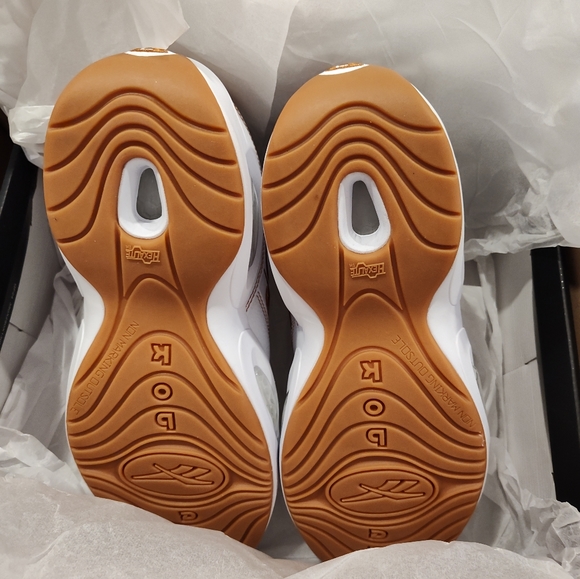 Reebok question mid salted caramel men's 12.5